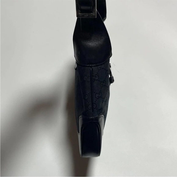 Gucci Black and Gold Shoulder Bag - Picture 3 of 10